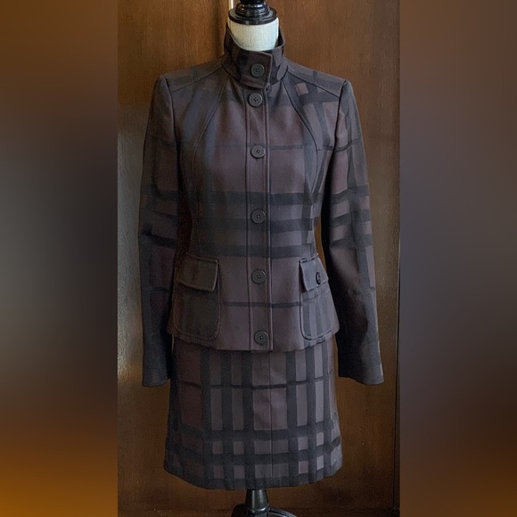 Burberry Jackets & Blazers - Burberry Brown and Black Plaid Tailored Blazer Jacket